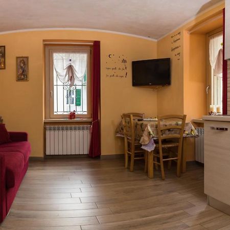 Goccia Di Resina #Sharingorobie Apartment Серина Екстериор снимка