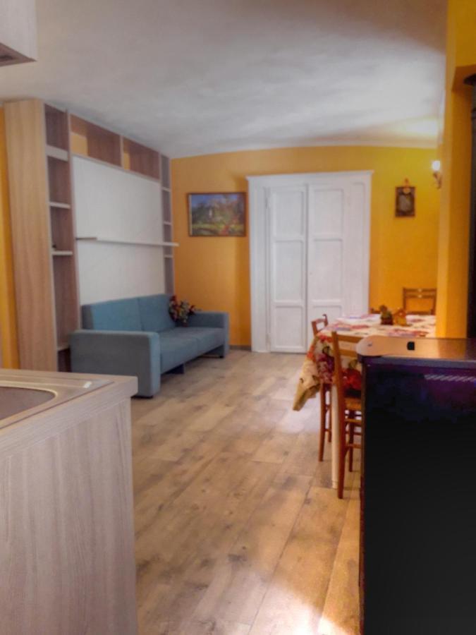 Goccia Di Resina #Sharingorobie Apartment Серина Екстериор снимка