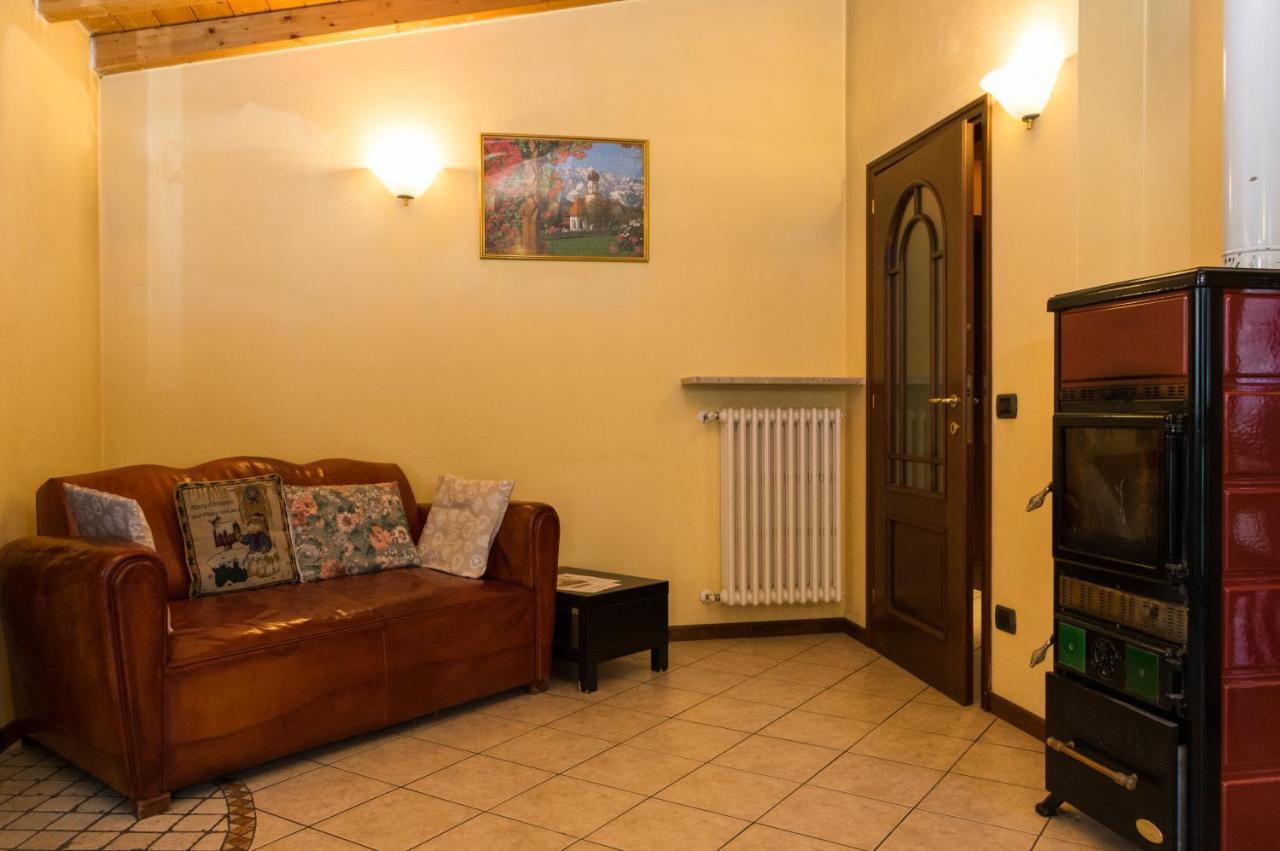 Goccia Di Resina #Sharingorobie Apartment Серина Екстериор снимка